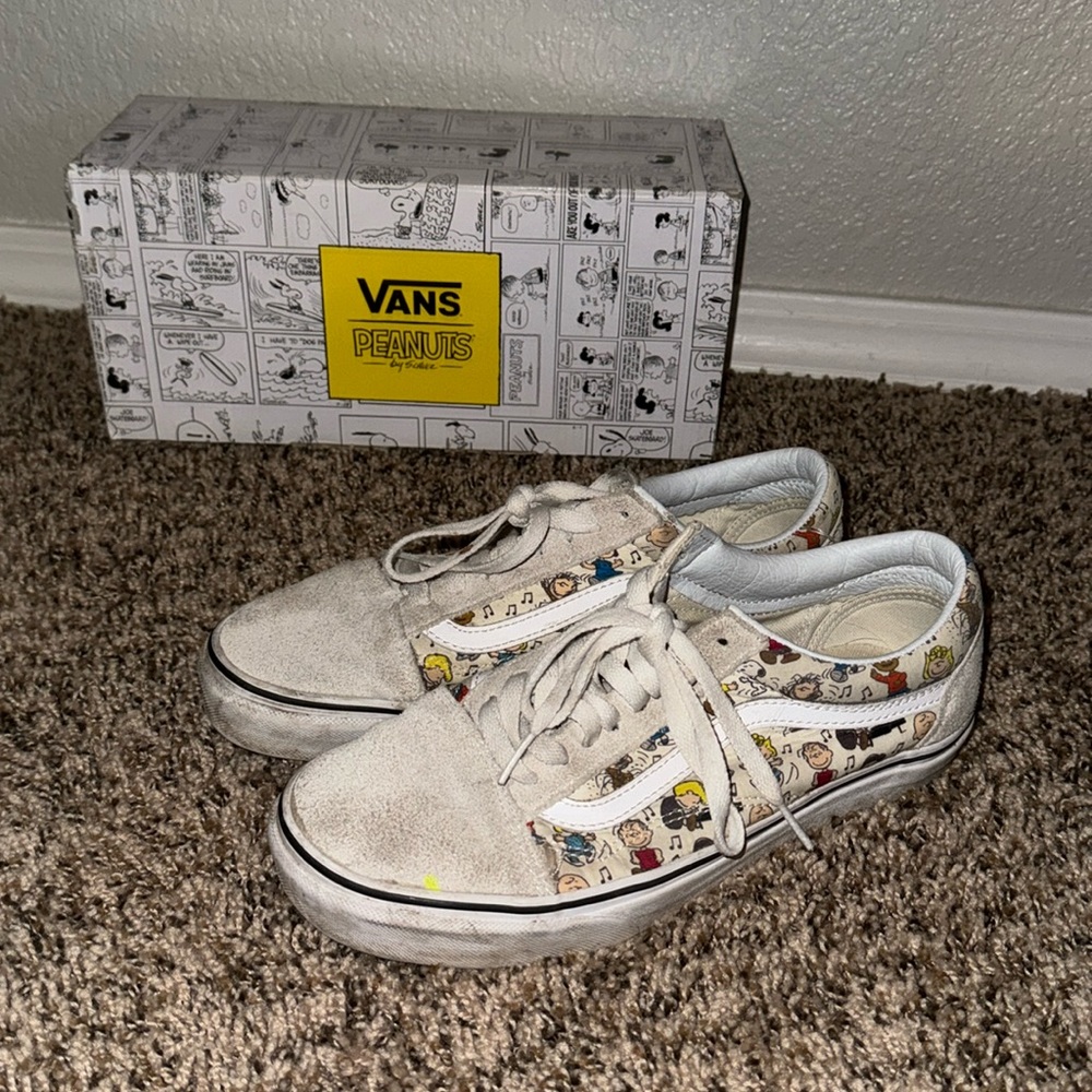 Limited edition Peanuts Vans